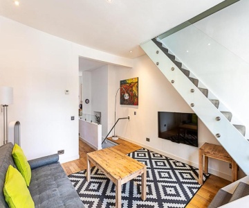 Farringdon Leo Loft