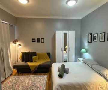 Central Ground Floor Studio