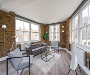 Spacious & Bright Oasis In Old Street