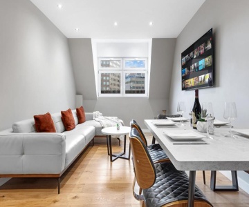 London Bridge Luxury By Sol Haven