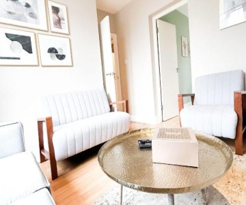 Hammersmith 2 Bedroom Flat River Thames