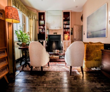 Elegant Central London Flat With Stylish Decor