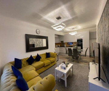 Kensington Apartment