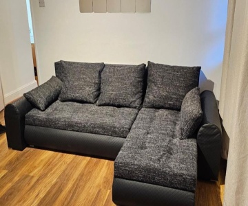 Entire Apartment Oval