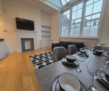 Knightsbridge 2bd Cozy Apart