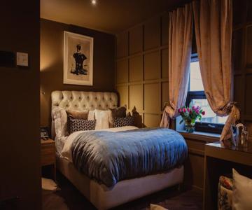 Studio Flat with Private Bathroom & Kitchenette