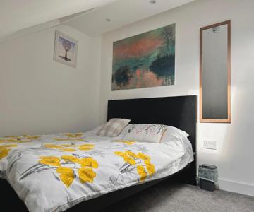 Park Street Accommodation, Room 5