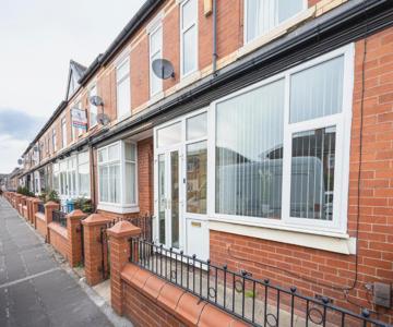 M6 Guest House