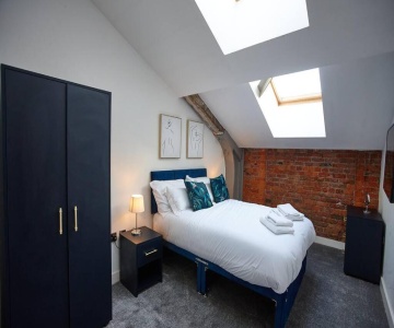 The Garnet Suite