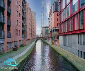 Spacious City Centre Apartment