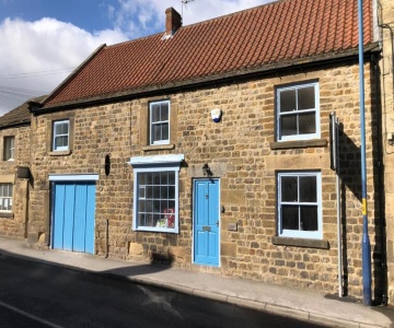 Cosy Cottage, Market Square View, Grade 2 Listed!