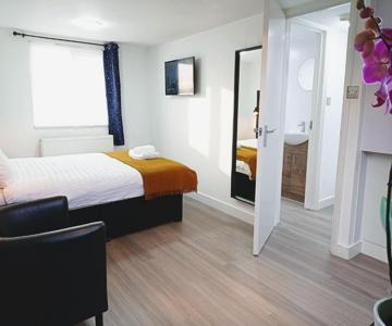 Mill Studio A - Self Contained One Bed Studio Flat