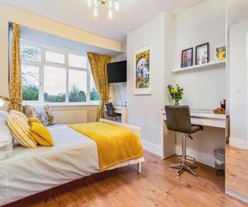 Greenview Double Bedroom 5