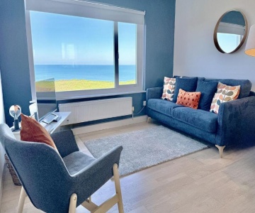 18 Coastline Apartment