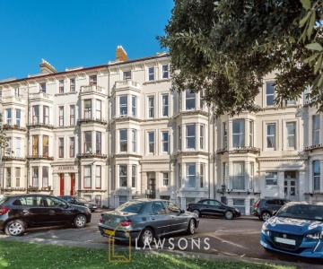 Beachside Comfort, Beach & Castle, Free Parking