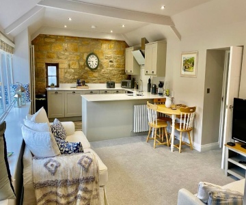 No. 3 Tomlinsons Apartments