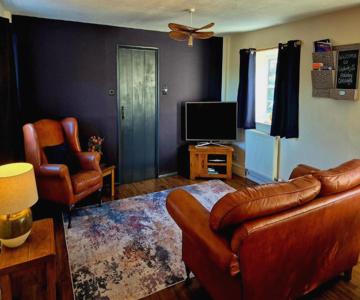 Underhill Holiday Cottage