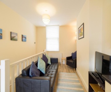 2 Bed In Whitby Oc-w402