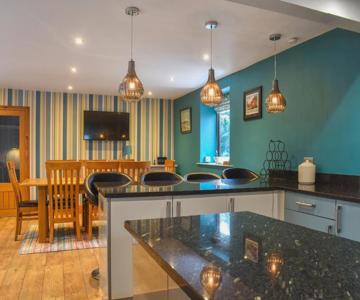 Larpool Mews