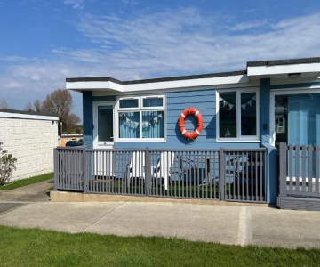 Wight Waves Holidays