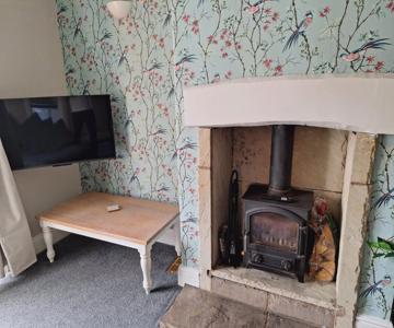 Fieldside House Beautiful Sleeps 6 House with Decked Garden