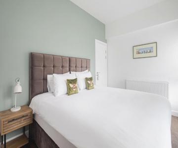 Host & Stay - Sanderling Chase