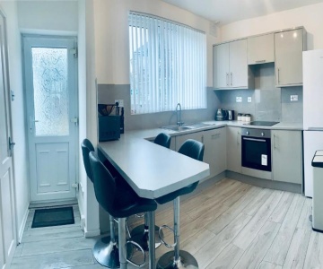 Comfortable 3 Bed Residential Home In Sheffield