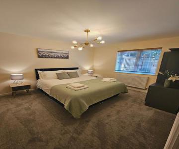 2 Bedroom Flat Free Parking