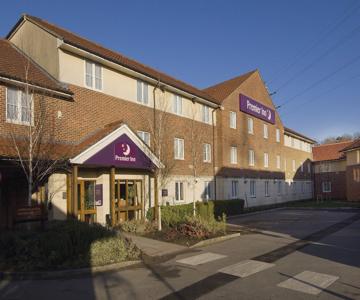 Premier Inn Swindon West M4, J16