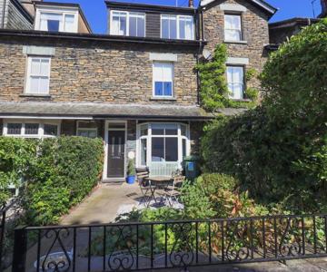 Stones Throw Cottage