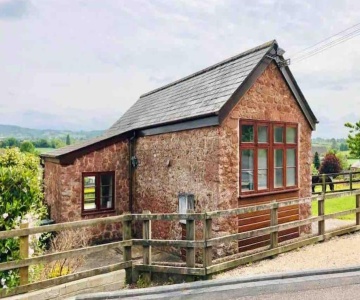 Peaceful Open-plan Cottage With A View