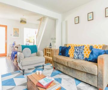 Shell Cottage