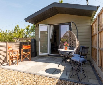 Pear Tree Cabin