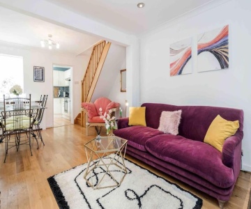 Stunning Victorian 3 Bed House Central Windsor