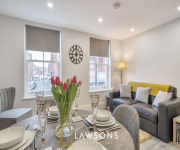 Central Windsor 1br, Steps From Attractions