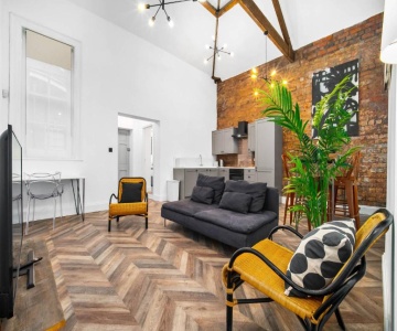 Modern 2 Bedroom Apartment - Wolverhampton Centre - Gated Development 3ch