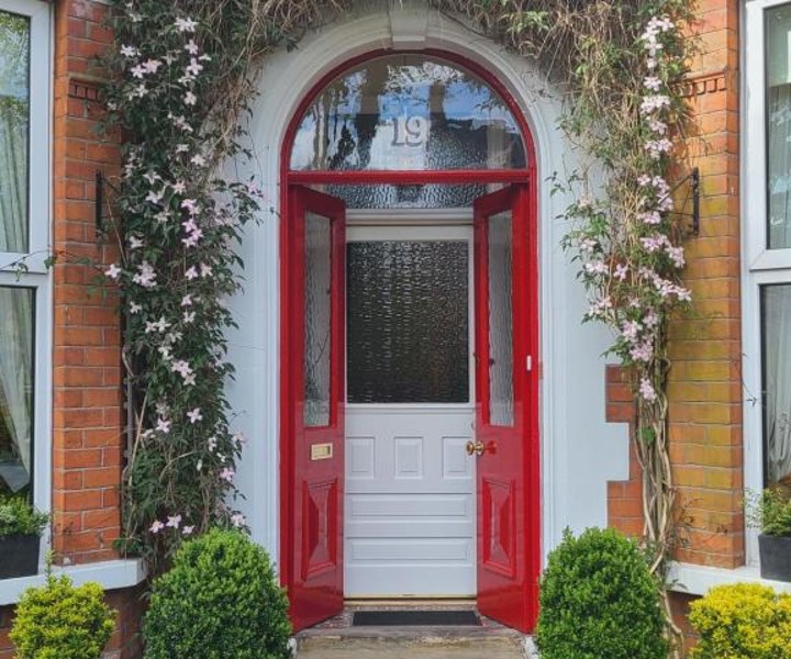 Roseleigh House