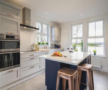 Escape Ordinary At Lily's Pad