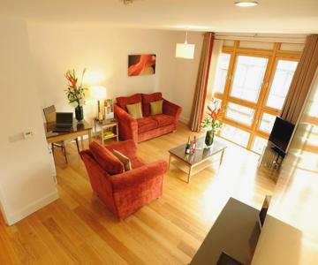 PREMIER SUITES PLUS Bristol Cabot Circus