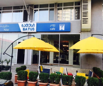 Hotel & Cafe Batus