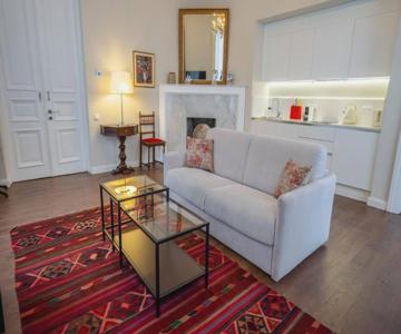 Opera Rooms&Hostel Tbilisi