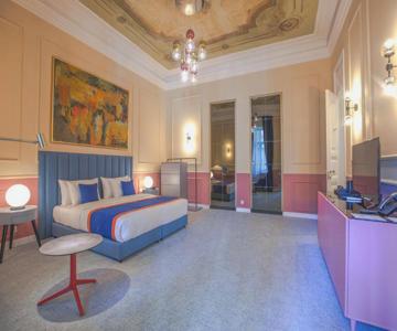 Heritage Hotel And Suites