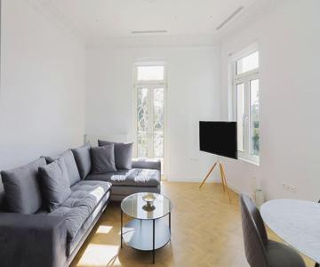 Lavish Mansion House 1928 In Kifisia By Upstreet