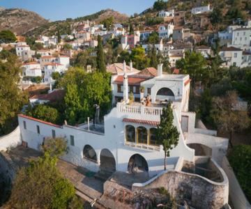 Rallou House Hydra