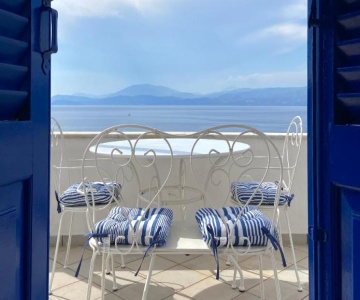 Vlichos Studio Apartment