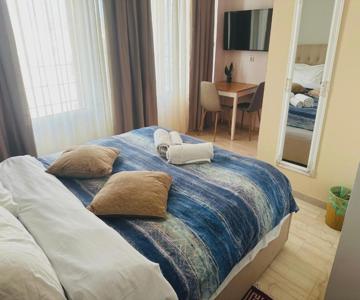 Royal Red Suite No2 Piraeus Port