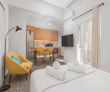 Elegant Intimate Studio In Piraeus Near Pasalimani