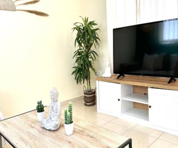 Bohem Apartment Near Athens Airport