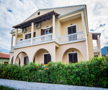 Silver Nests Apartments