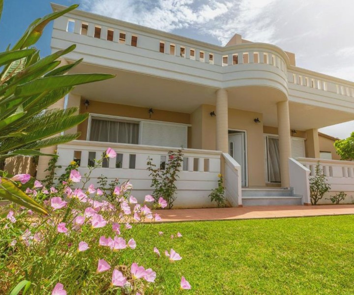 Villa Aretousa 1